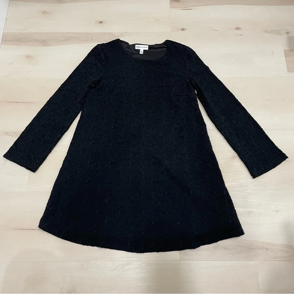 Neiman Marcus Women's XS Little Black Dress Lace Longsleeve Lined - Picture 1 of 14